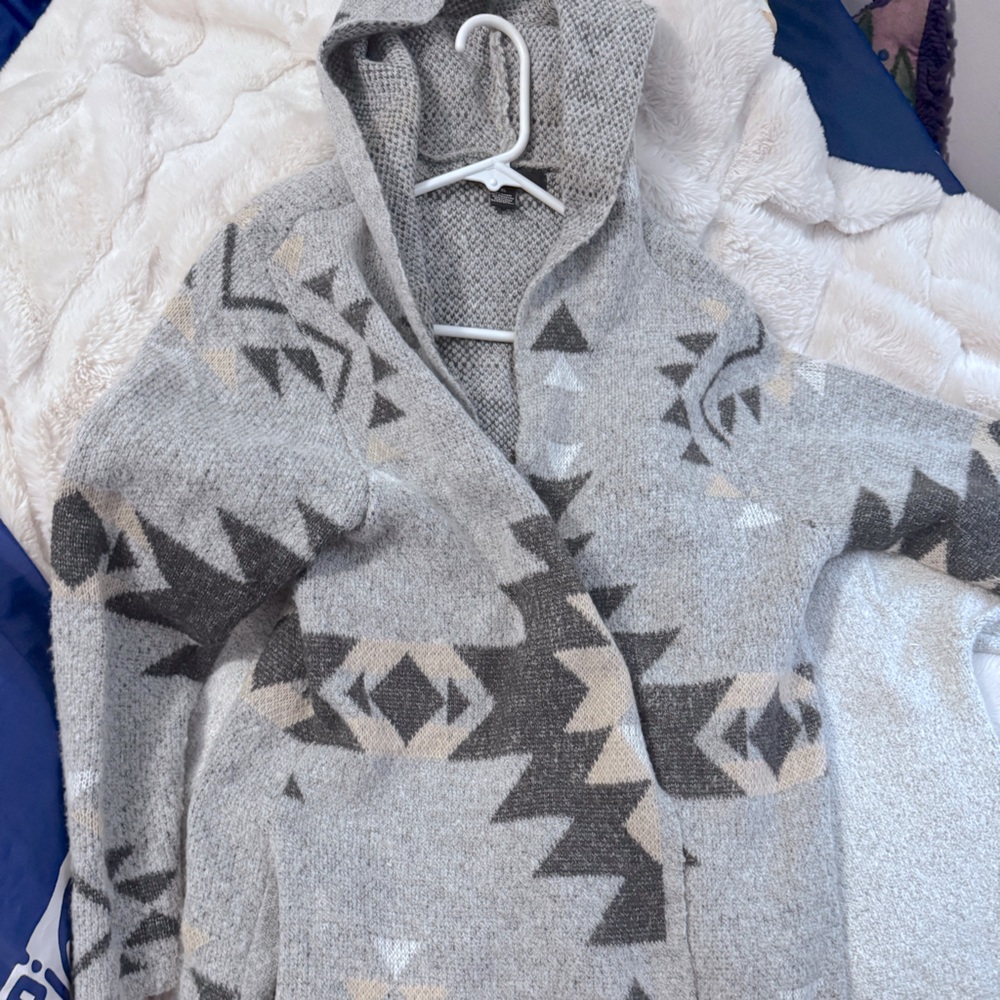Aztec cardigan with pockets